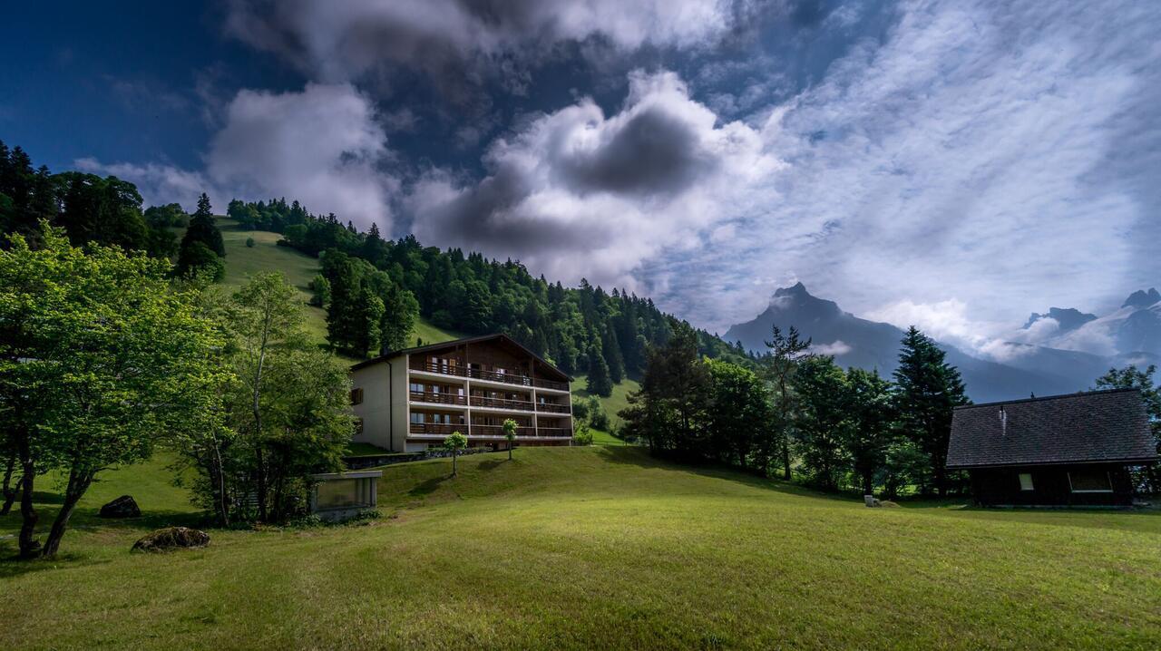 Villa Hundert Boutique Mountainscape Енгелберг Екстериор снимка